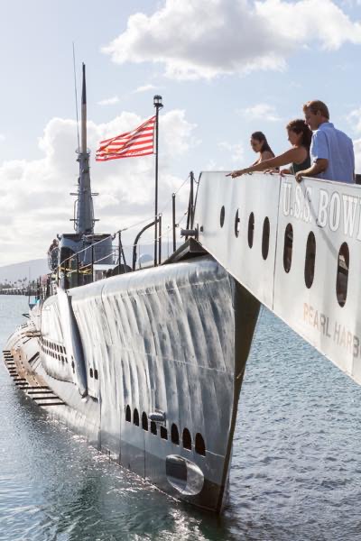 Family looks off the USS Bowfin gangway