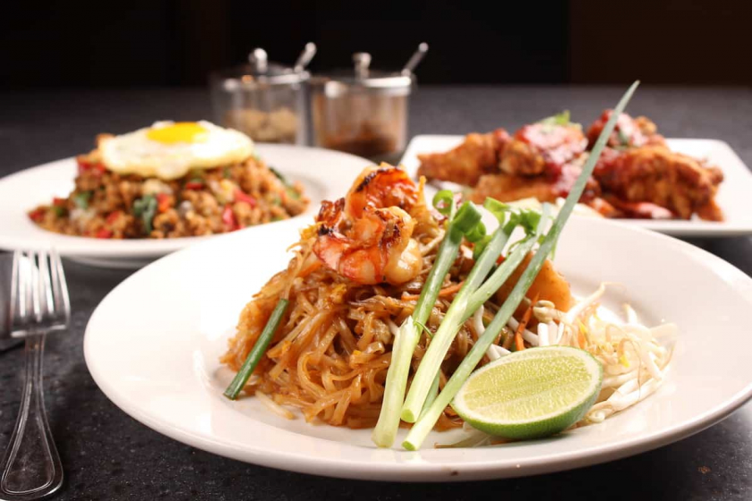 Try the highly rated Pad Thai,Thai Buffalo Chicken, and King of Chili!