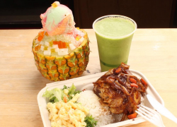 Mana Smoothies & Food