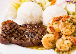 Champion’s Steak & Seafood