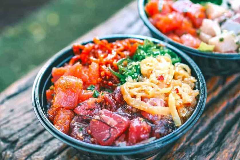 Customize your Poke Bowl in Waikiki!