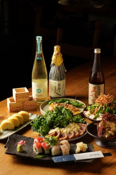 Open until Midnight! Local Farm-to-Table Tapas Embracing Local Artisanal Products