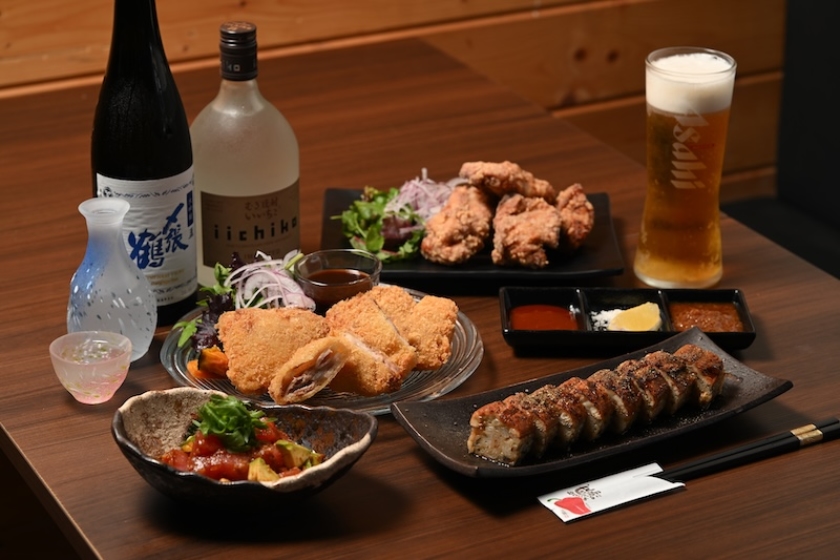Enjoy the authentic Japanese izakaya experience with dishes like the special Three Flavors Fried Chicken ($11.80), Tuna and Avocado with Special Chili Oil ($12.50), Eel Roll Sushi ($19.50), and Minatoku-Tonkatsu ($15.00), paired perfectly with your favorite drinks!