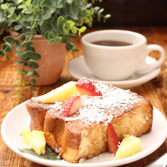 Try the #1 Brunch on Yelp in Honolulu! French Toast will melt in your month!
